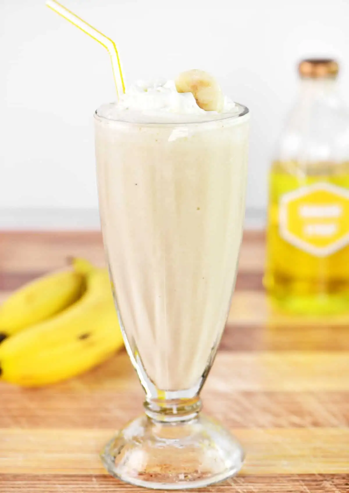 Banana and Dates milkshake